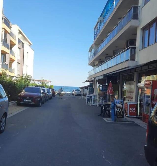 Oazis Cozy Beach Apartment Ravda Luaran gambar